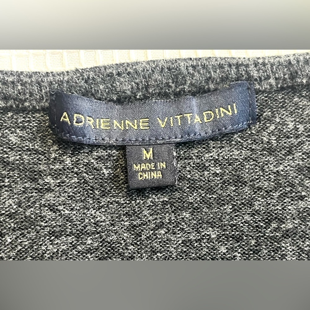 Adrienne Vittadini Gray 3/4 Sleeve Top with Embellished Design Women’s Medium - Picture 4 of 14
